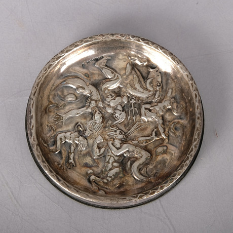 ASKFAT. Silver, GAB 1947. på auktion hos Norrlands Auktionsverk
