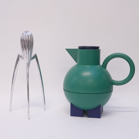 ANDREA BRANZI for ALESSI. 'Mama O-Kettle' kettle. Silver & Metals
