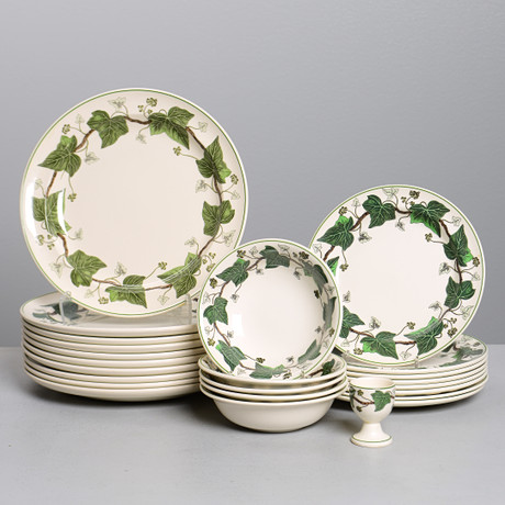 WEDGWOOD. Set of 30 pieces, Napoleon Ivy, Wedgwood of Etruria