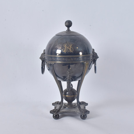 ANDREA BRANZI for ALESSI. 'Mama O-Kettle' kettle. Silver & Metals