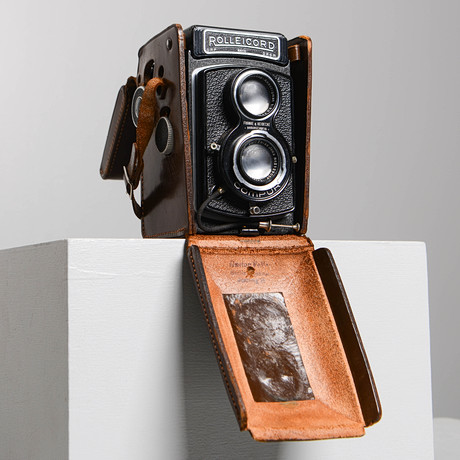 CAMERA. Rolleicord V, with bag, Franke & Heidecke, Germany, 1950s