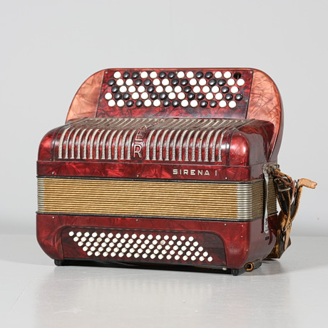 3-string piano accordion, Hohner Tango ll M, Germany. Collectables