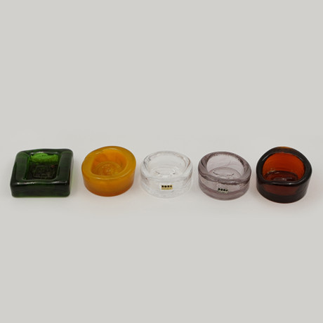 ERIK HÖGLUND. KONSTGLAS, 5 DELAR (TJUR, KVINNA, MAN) BODA, SENT 1900-TAL.
