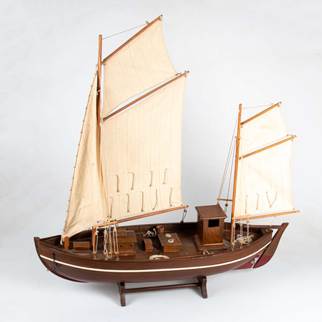 BOAT MODEL, ITA 45, Prada, Luna Rossa, 1900s. Miscellaneous