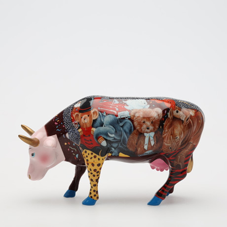 THE FIGURE, Cow Parade, Lucky Cow, Joss Burke. Ceramics