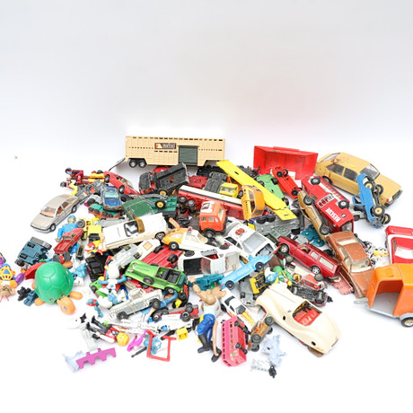 COLLECTORS CASE 41, Matchbox series and CARS, 22 pcs. Toys - Auctionet