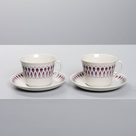 TEA CUPS & DISHES, 12 pieces, 