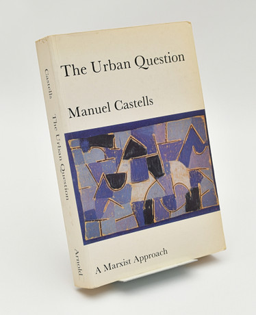 The urban question : a Marxist approach / Manuel Castells.