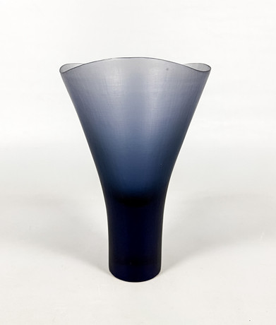 TOBIA SCARPA. VAS, glas, "Battuto", för Venini & Murano, Italien, 1960-tal. på auktion hos Auktionshuset STO Bohuslän