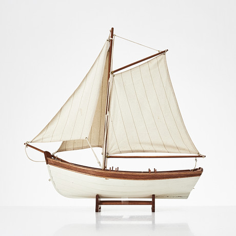 BOAT MODEL, ITA 45, Prada, Luna Rossa, 1900s. Miscellaneous