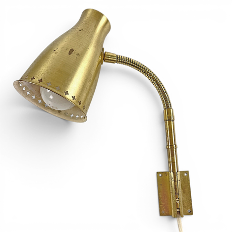 VÄGGLAMPA. Mässing, Falkenbergs Belysning, 1900-tal. på auktion hos Roslagens Auktionsverk