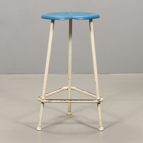 DESIGN. AMERICAN INDUSTRIAL DESIGNER HENRY DREYFUSS' DESIGNING FOR