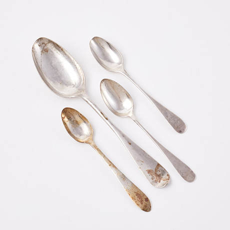 SKEDAR, 4 st. silver, 917/1000, 1800-talets andra hälft, Malta. på auktion hos Stockholms Auktionsverk Sickla