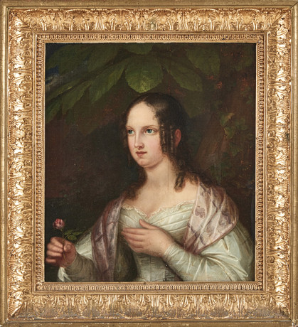 OIDENTIFIERAD KONSTNÄR, 1800-TAL. Porträtt av en ung dam med ros. på auktion hos Stockholms Auktionsverk Magasin 5