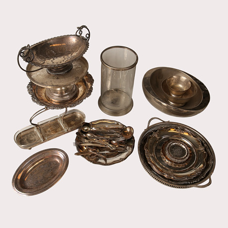 SCANDIA GOLD. Three gold plated metal trays, end of 20th century