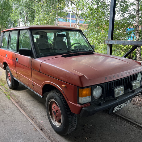 LAND ROVER RANGE ROVER, 5-door, 3,5 V8, 4x4, manual, 126 hp, 1985. Köparprovision 12,5 %.