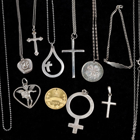 HALSBAND, HÄNGEN med symboler, silver mm.