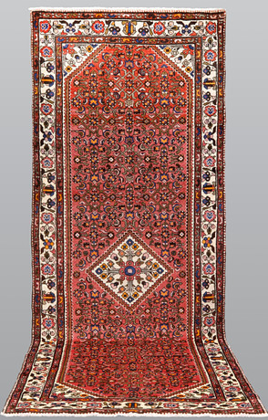 ORIENTMATTA. Hamadan gallerimodell, 310 x 115 cm. på auktion hos Gomér & Andersson Linköping