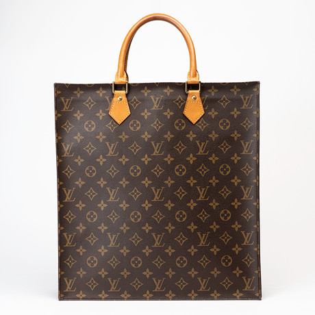 LOUIS VUITTON. Väska, "Sac Plat", monogramcanvas, detaljer i läder samt guldfägad metall, Paris, Frankrike, 20 på auktion hos Auktionshuset Kolonn