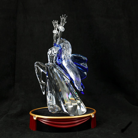 SWAROVSKI: BABY SHARK. Glass - Other - Auctionet