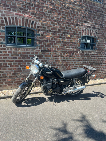 Yamaha XJ 650 motorcykel reg. 04/1982.
