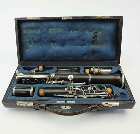 CLARINET Lignatone, Czechoslovakia, 1900s. Collectables - Musical
