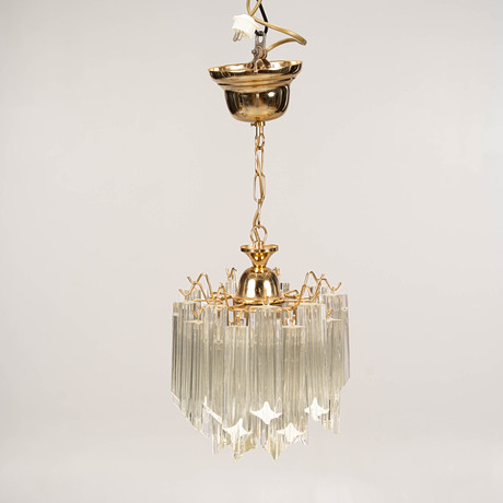 TAKLAMPA, Prismor, 1900-talets andra hälft. på auktion hos Norrlands Auktionsverk