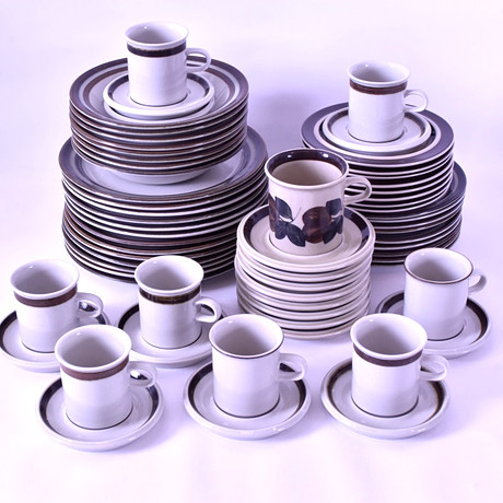 A set of 13 'Café' and 'Tea for two' tableware sets, Arabia