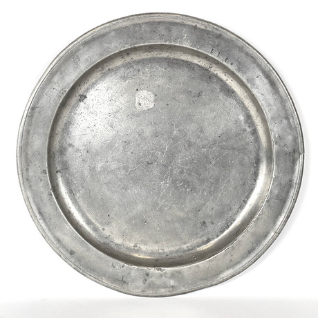 TENNFAT, otydliga stämplar, Sverige, 1700-tal. på auktion hos Roslagens Auktionsverk