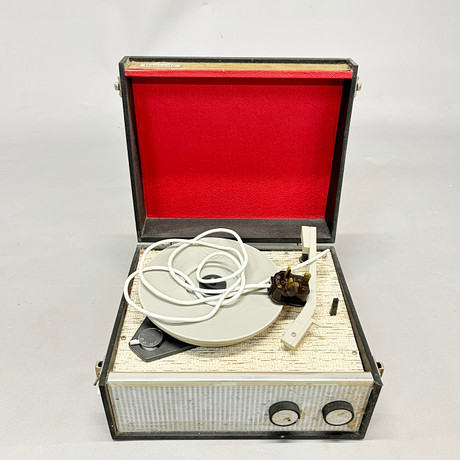 Overhead projector. The Five “O” Eighty-Eight Portable Projector