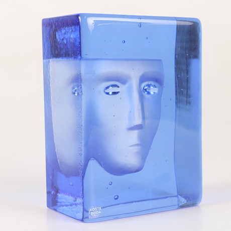 BERTIL VALLIEN. Skulptur, "Azur Man", glas, limited edition, Kosta Boda, 2018, signerad.