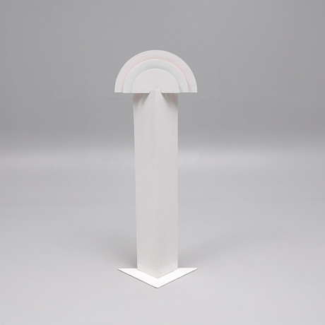OLLE ANDERSON. "No Neon", golvlampa, 1980-tal, för Boréns. på auktion hos Auktionsbyrån Varberg