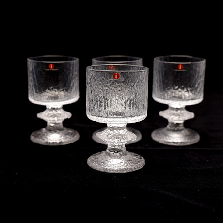 TIMO SARPANEVA. "Senator", 4 st vitvinsglas i original emballage. på auktion hos Auktionsbyrån Varberg