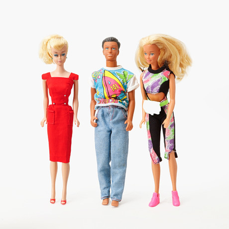 BARBIEDOCKOR, 3 st, Mattel och Hasbro, 1900-talets andra hälft. på auktion hos Göteborgs Auktionsverk