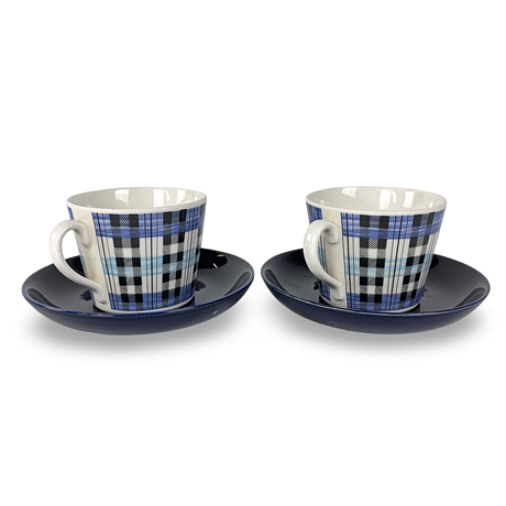 HELMER RINGSTRÖM. "Blå Skotte", kaffekoppar med fat, 2 st, flintgods, Gefle, 1970-tal. på auktion hos Roslagens Auktionsverk