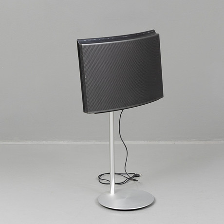 BANG & OLUFSEN, BeoSound 3000 and floor speakers BeoLab 8000