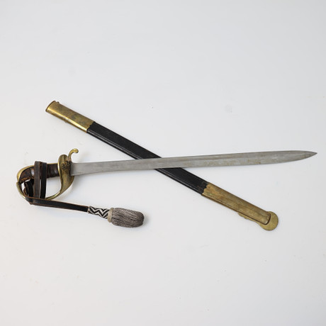 HUGGARE, Sverige, marinen, m/1885, E. Svalling, Eskilstuna.Handtag i mässing klinga av stål. på auktion hos Falun Auktionsbyrå