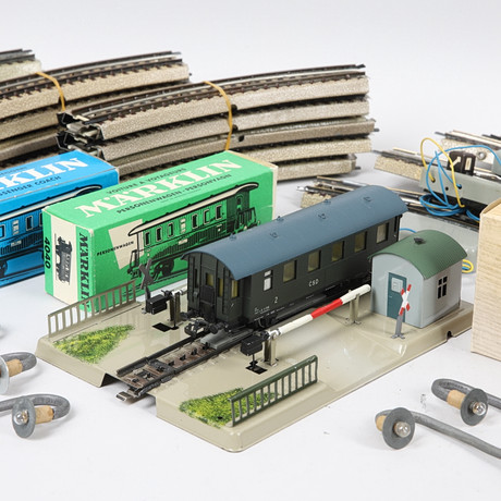 RANGE TRACK + EXTENSION KIT, Märklin SET-HO T3 / SET-HO E. Toys