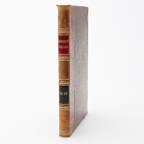 FARMAKOLOGI. PHARMAKOPOEA SVECICA EDITIO QUARTA EMENDATA/FJÄRDE RÄTTADE UPPLAGAN 1790. på auktion hos Crafoord Auktioner Lund