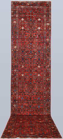 MATTA, "Hamadan", galleri, 505 x 112 cm. på auktion hos Helsingborgs Auktionskammare
