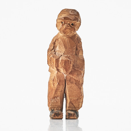 AXEL "DÖDERHULTARN" PETERSSON (1868-1925). skulptur, trä, föreställande man., såld på svensk auktion för 728 kr