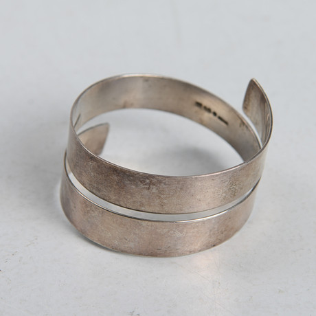 OLLE TORRESTAD. Armband, silver, Halmstad, 1963. på auktion hos Formstad Auktioner