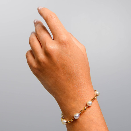 ARMBAND, 18k guld med pärlor, Jo-Ans Guld, Köping, 1964. på auktion hos Formstad Auktioner