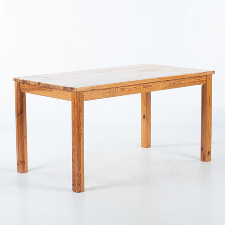 KARIN MOBRING. Matbord "Stabil", furu. IKEA. 1970-tal. på auktion hos Laholms Auktionskammare