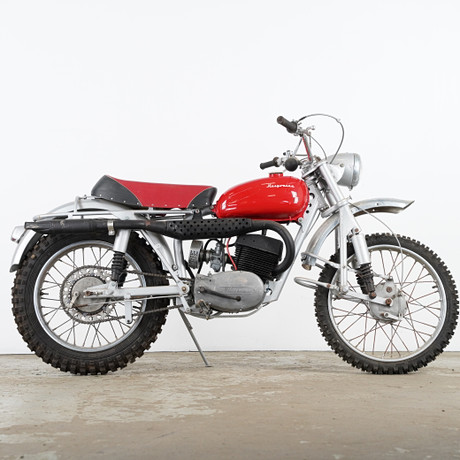 HUSQVARNA, modell 282 "Silverpilen", ca 1958, Sverige.