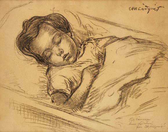 CARL MAGNUS LINDQVIST (1884–1977). Sovande flicka, signerad, kolteckning. på auktion hos Crafoord Auktioner Stockholm
