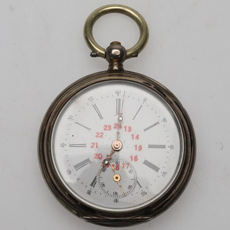 FICKUR. Silverboett, 8 rubies, ø 39 mm. på auktion hos Örebro Stadsauktioner