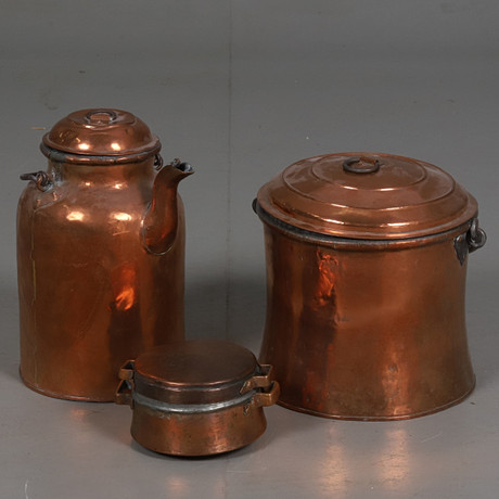 KOPPARFÖREMÅL, 3 st, 1800-tal. på auktion hos Örebro Stadsauktioner
