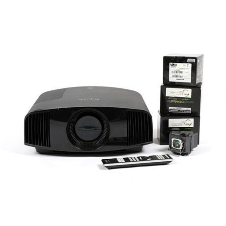 SONY. SXRD 4K-projektor modell VPL-VW260ES med extra lampa (4).