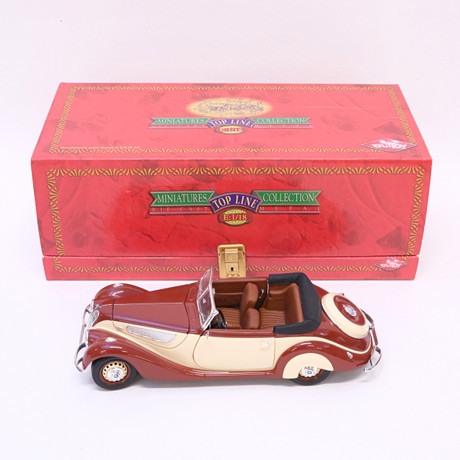 GUILOY. MODELLBIL, "1937 BMW 327 CABRIOLET". SKALA 1:18.